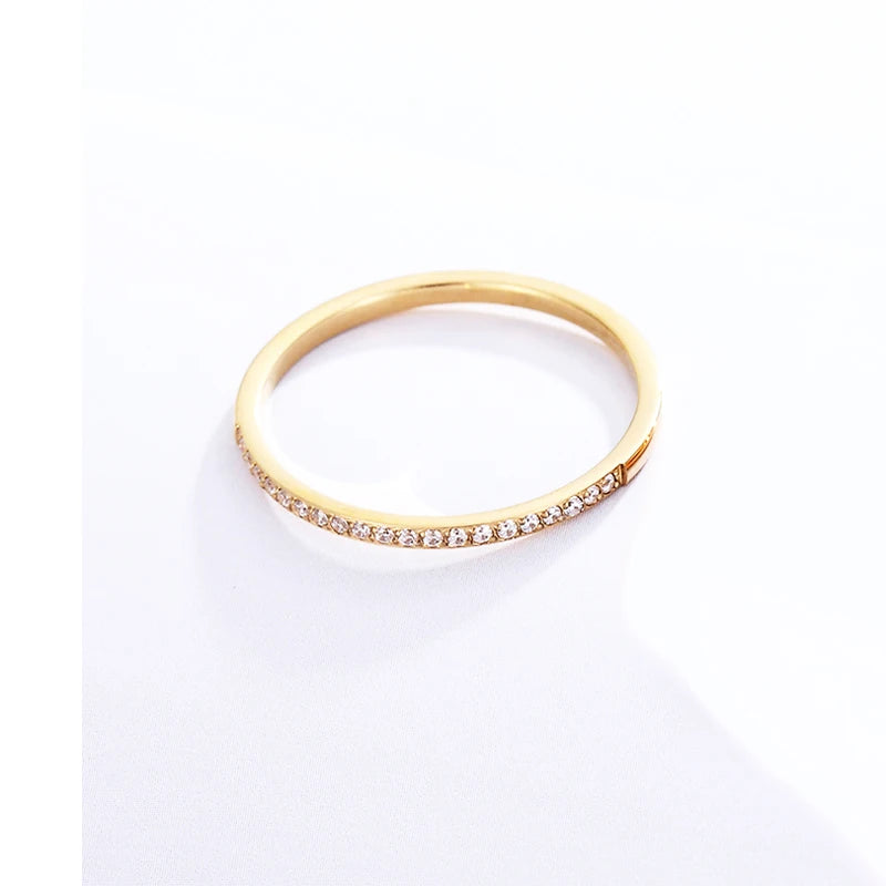 Zircon Ring