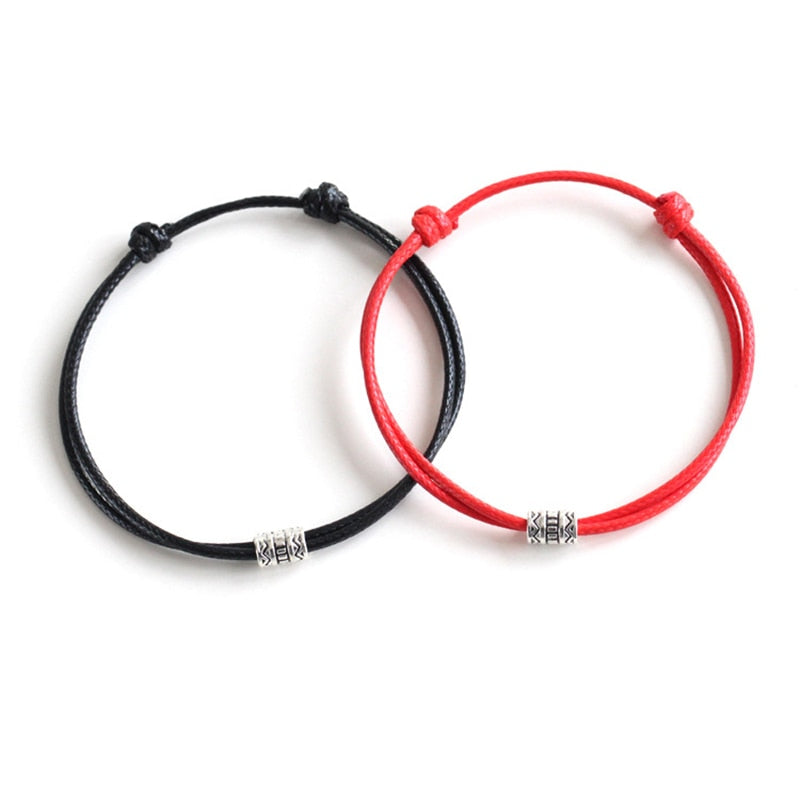 Adjustable Black Red Leather Rope Bracelet (1 eller 2 pk)