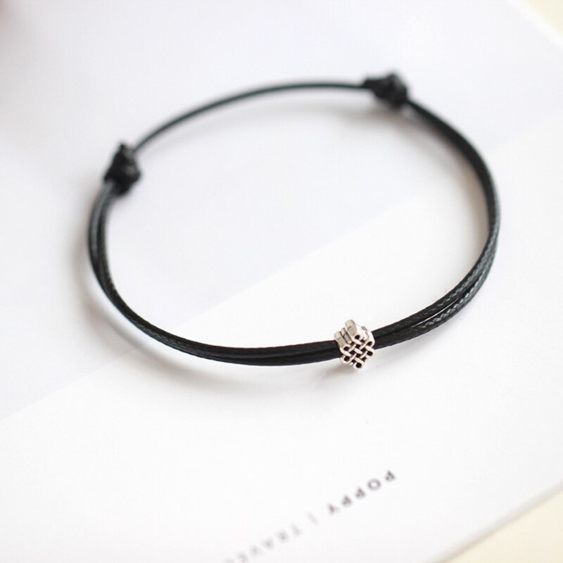 Adjustable Black Red Leather Rope Bracelet (1 eller 2 pk)