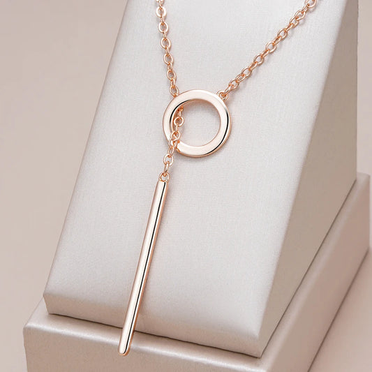 Glossy Pendant Necklace