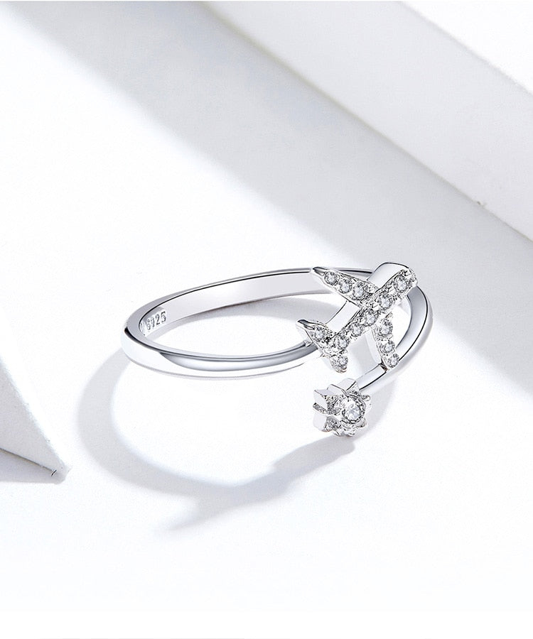 Justerbar fly og stjerne ring
